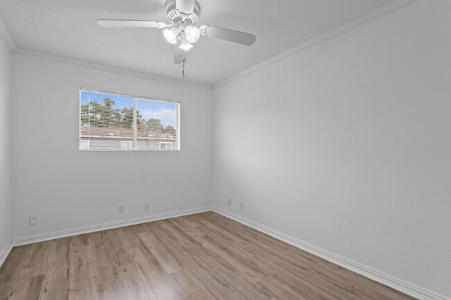 Building Photo - 11002 Hammerly Blvd