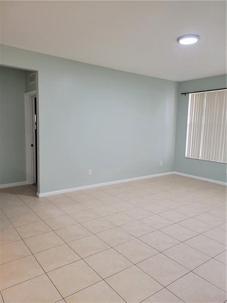 Building Photo - 3569 Forest Hill Blvd