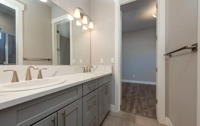 Building Photo - Gorgeous home in New Development