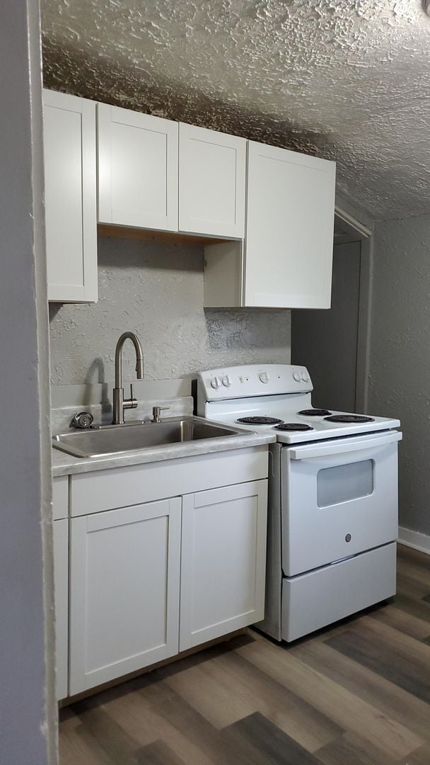 Building Photo - Great 1 bed 1 bath home for rent in Xenia!