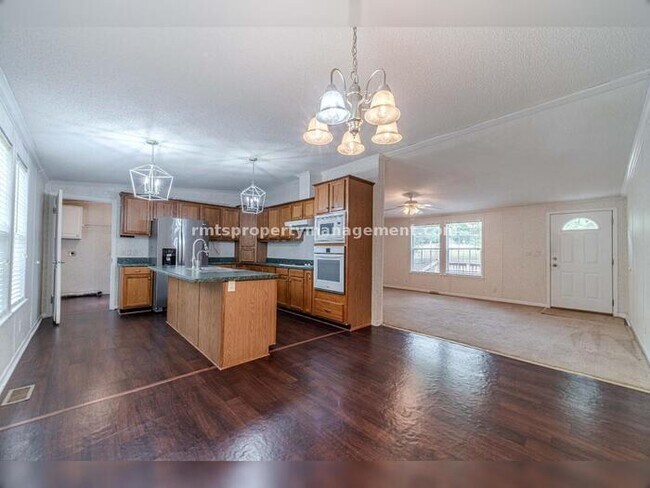 Building Photo - A COUNTRY DREAM! 4BR, 2BATH MANUFACTURED HOME, $1650./month