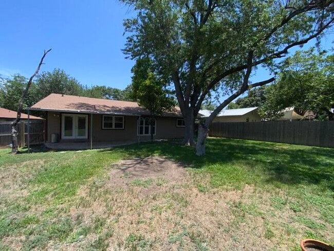Building Photo - 1707 Timber Oak St