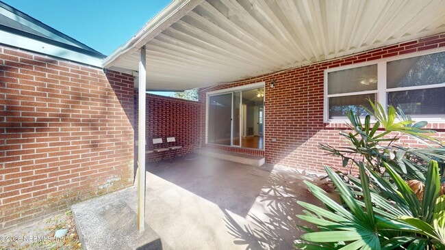 Building Photo - 3950 San Clerc Rd