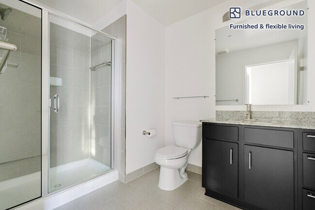 Building Photo - 4918 St Elmo Ave