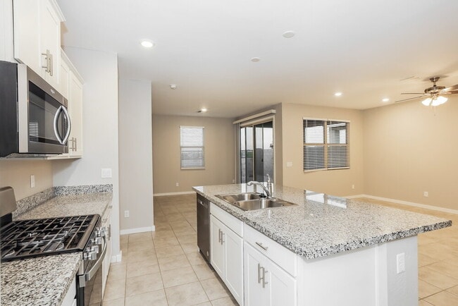 Building Photo - 25320 N 144th Ln