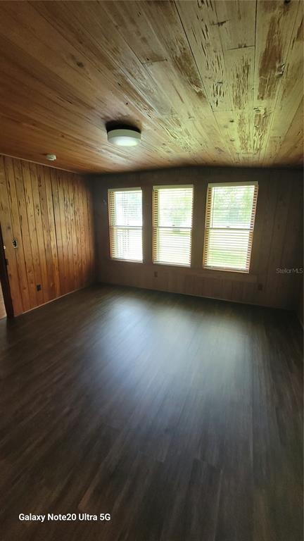 Building Photo - 36445 Trilby Rd