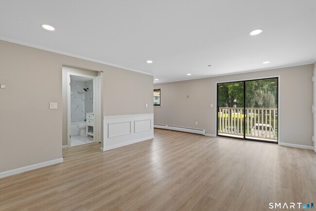 Building Photo - 80 Churchill Dr
