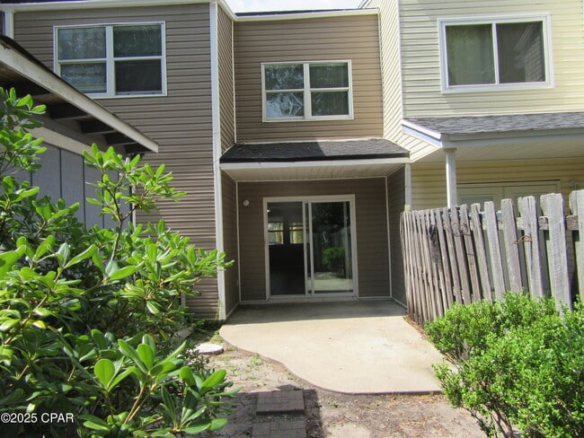 Building Photo - 513 Palermo Rd