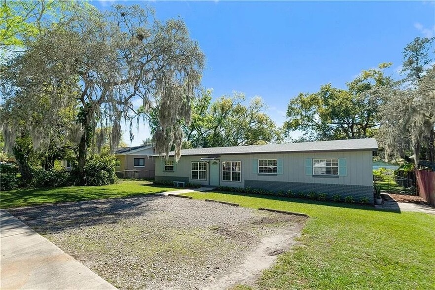 Front View - 636 Seminole Ave