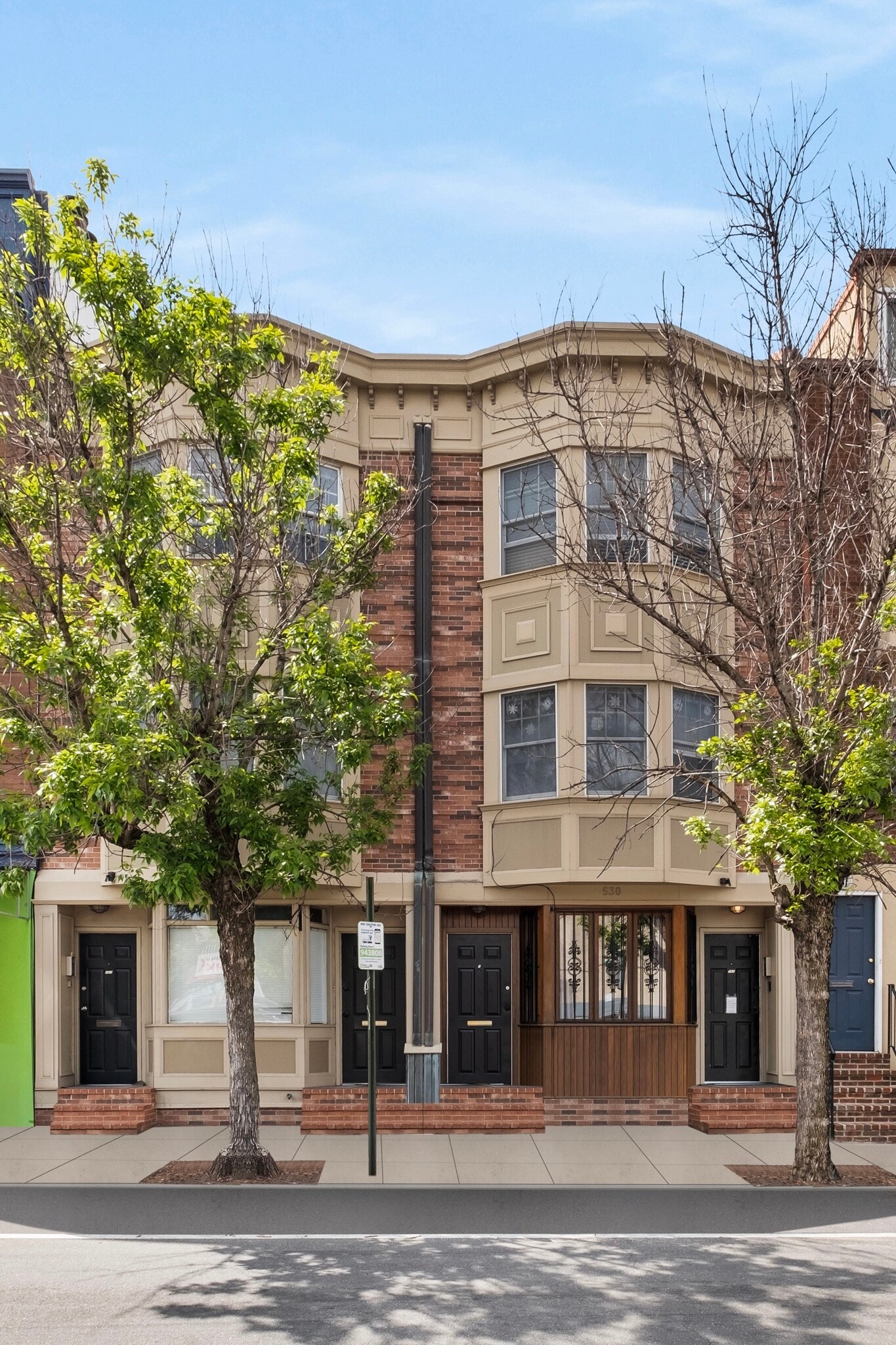 Building Photo - 532 S 15th St