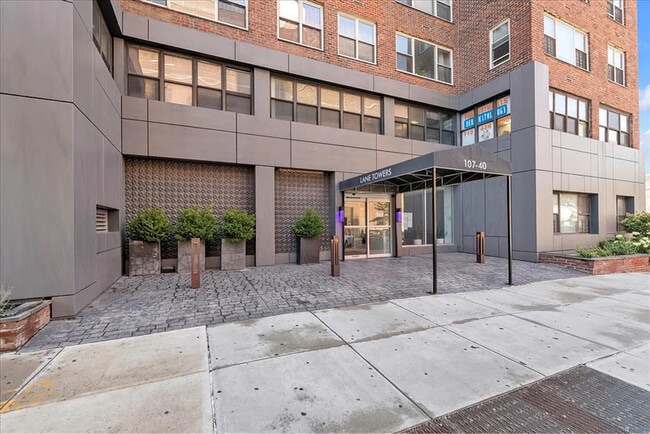 Building Photo - 10740 Queens Blvd