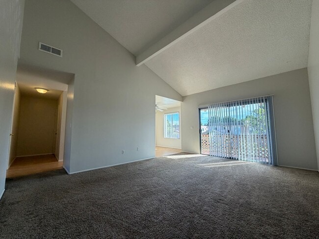 Building Photo - LA VETA MONTEREY COMPLEX ORANGE - 2 BEDROOM 2 BATH  $2,575