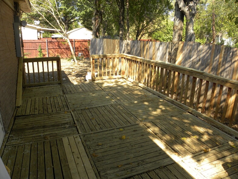 Building Photo - 10308 Libby Ln