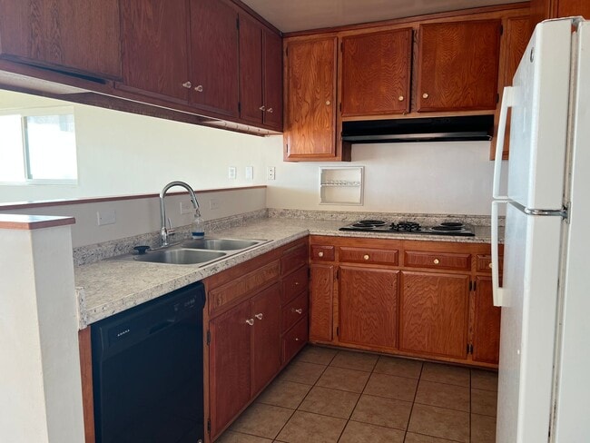 Building Photo - Surfside Colony Gated Community - Tri-Level Beachfront | 4Bd/2.5Ba | Ocean Views