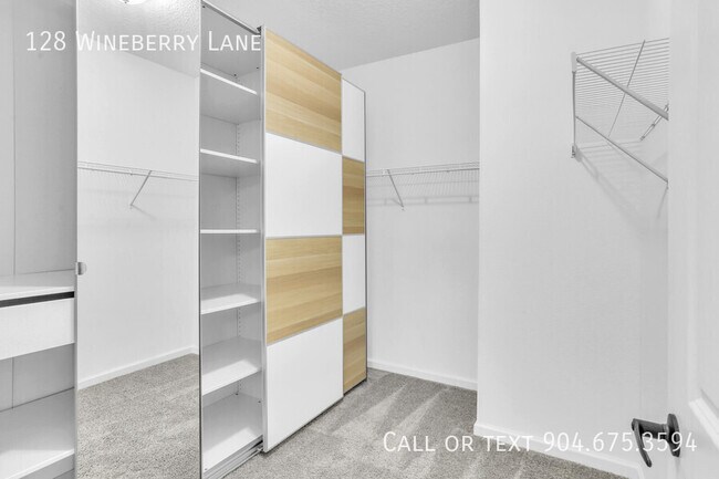 Building Photo - 128 Wineberry Ln