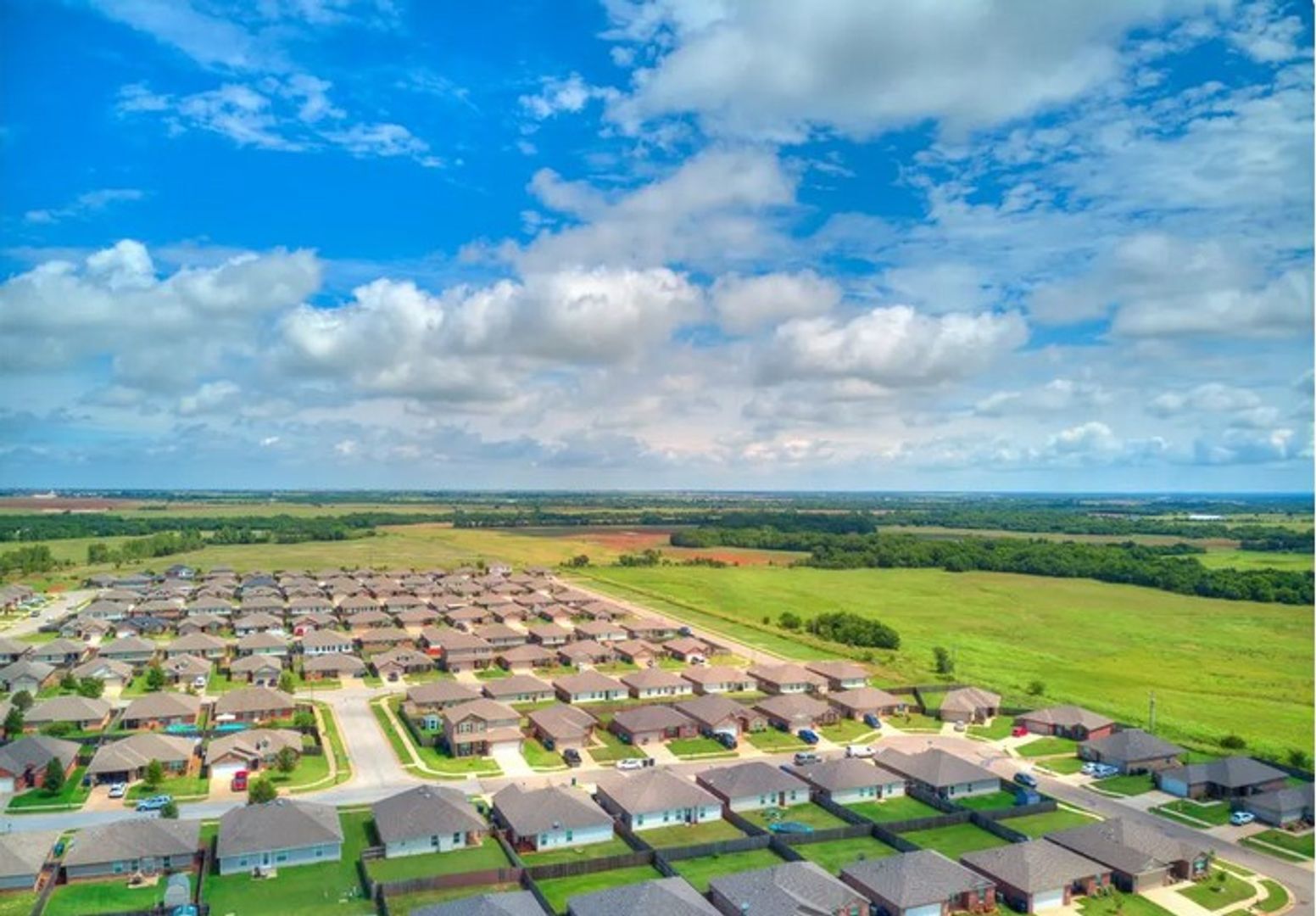 Building Photo - 13229 Bridgewater Dr