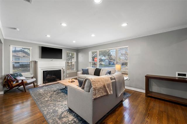 Building Photo - 6202 Sudbury Dr