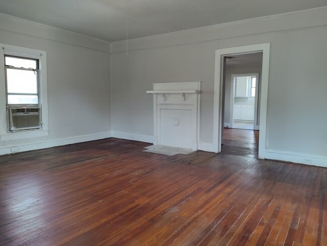 Building Photo - 134 Duval St NW