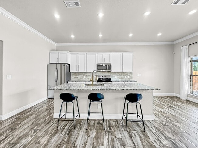 Building Photo - 9603 Mojave Ave