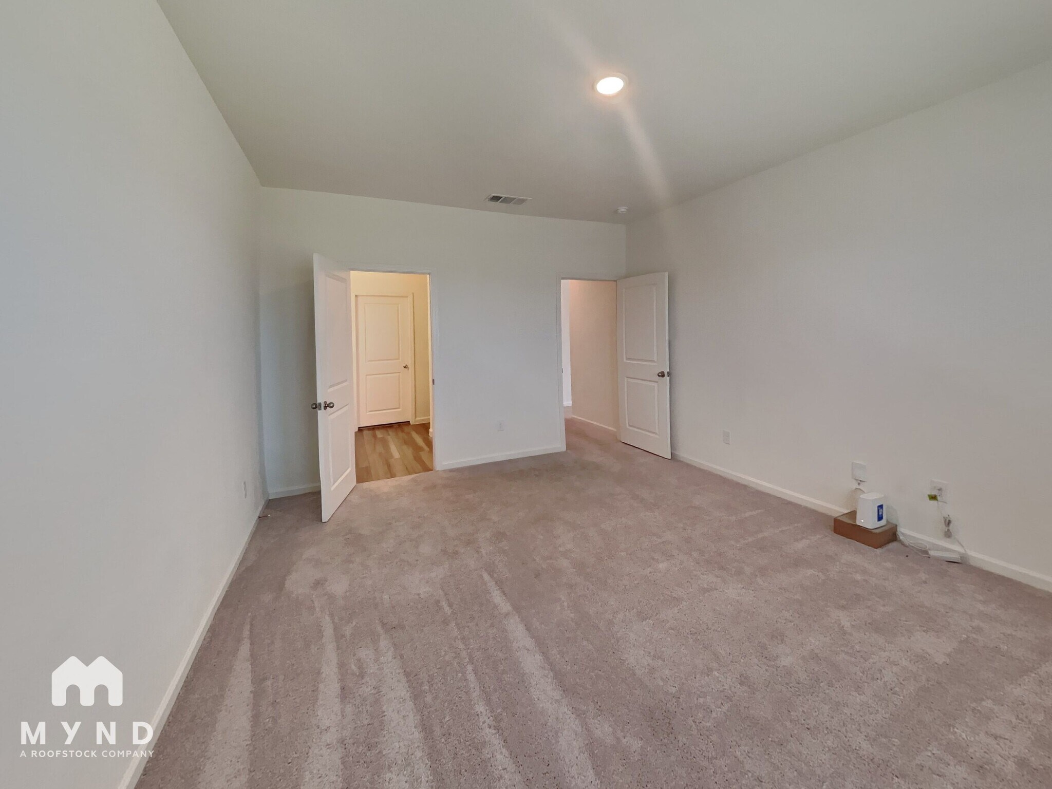 Building Photo - 5549 Ladytown Ln