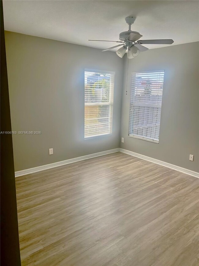 Building Photo - 2050 SE Franciscan St