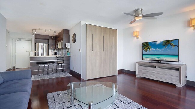 Building Photo - 3031 N Ocean Blvd