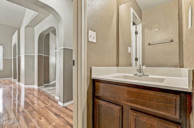 Building Photo - 12121 Zavi Ln