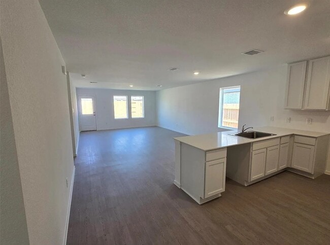 Building Photo - 9226 Speckled Trout Dr