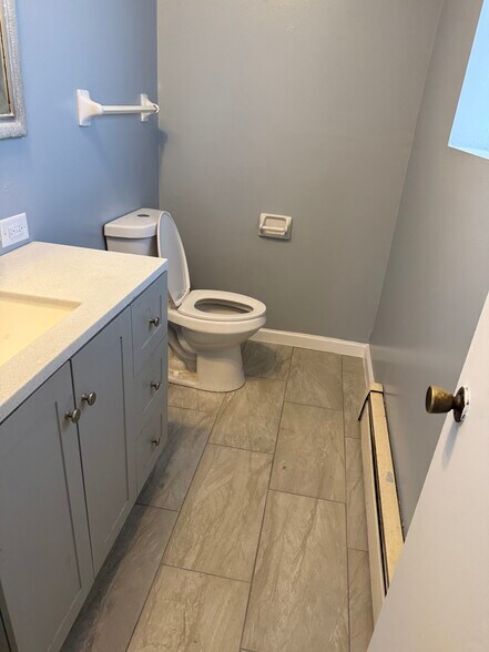 Building Photo - 18329 West St