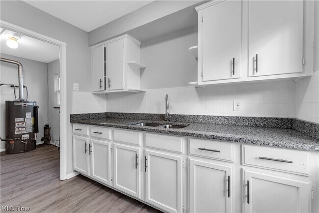 Building Photo - 13514 Emery Ave