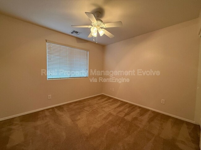 Building Photo - 9854 E Escondido Ave