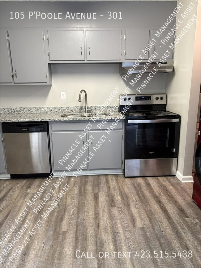 Building Photo - 105 P'Poole Ave