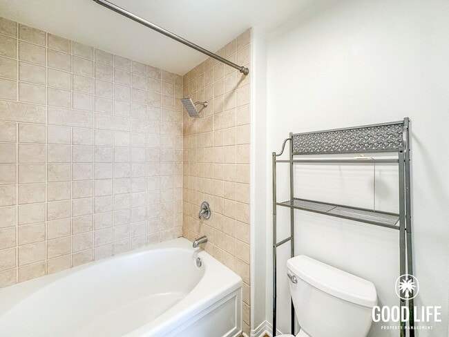 Building Photo - Luminous 3BD/2BA Corner Unit in Little Italy with City Views, W/D & Private Balcony