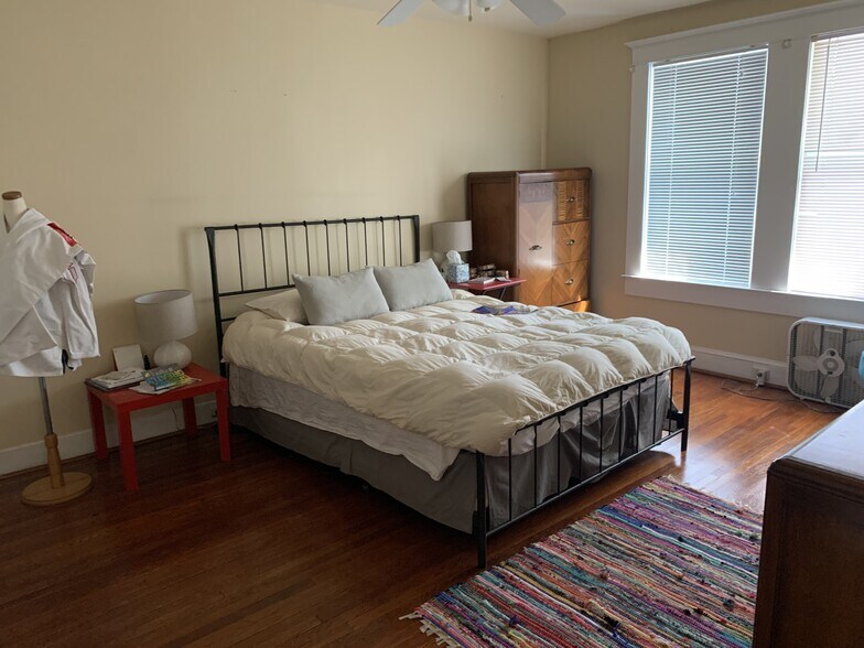 Building Photo - 5 Murray Ave