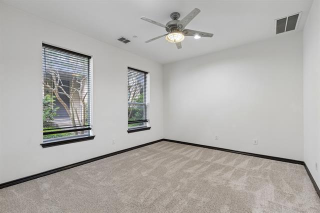 Building Photo - 4312 McKinney Ave