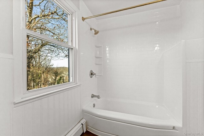 Building Photo - 45 Pamela Ln