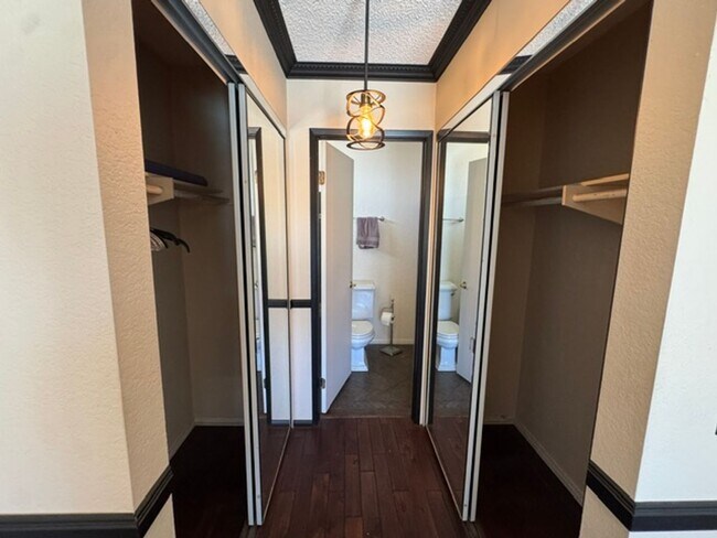 Building Photo - 791 Kingfisher Ct