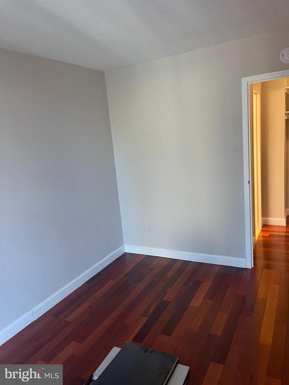 Building Photo - 950 25th St NW