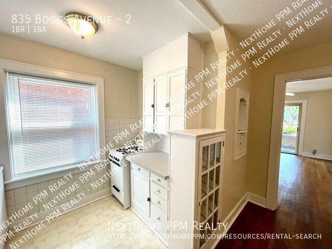 Building Photo - 835 Boggs Ave