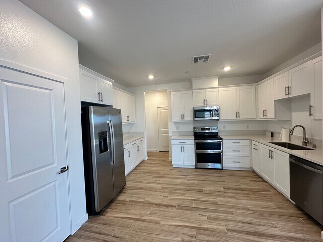 Building Photo - Brand New Home In Menifee with Backyard!
