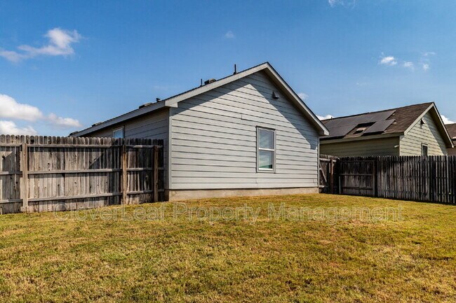 Building Photo - 13730 Bucket Way