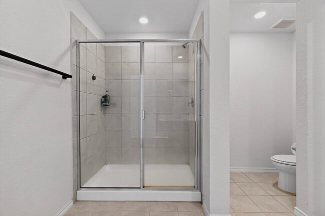 Building Photo - 4210 Showboat Ln