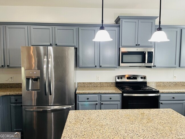 Building Photo - 445 Summerlin Blvd