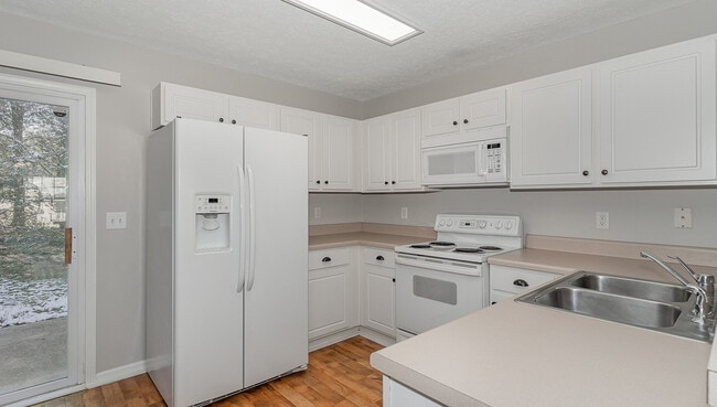 Building Photo - 708 Flintlock Ct