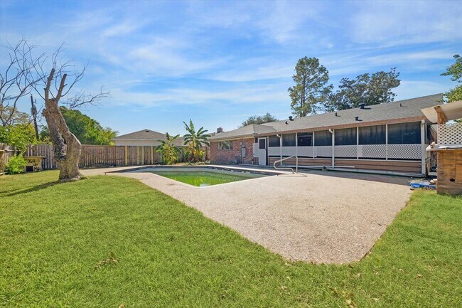 Building Photo - 9018 Langdon Ln