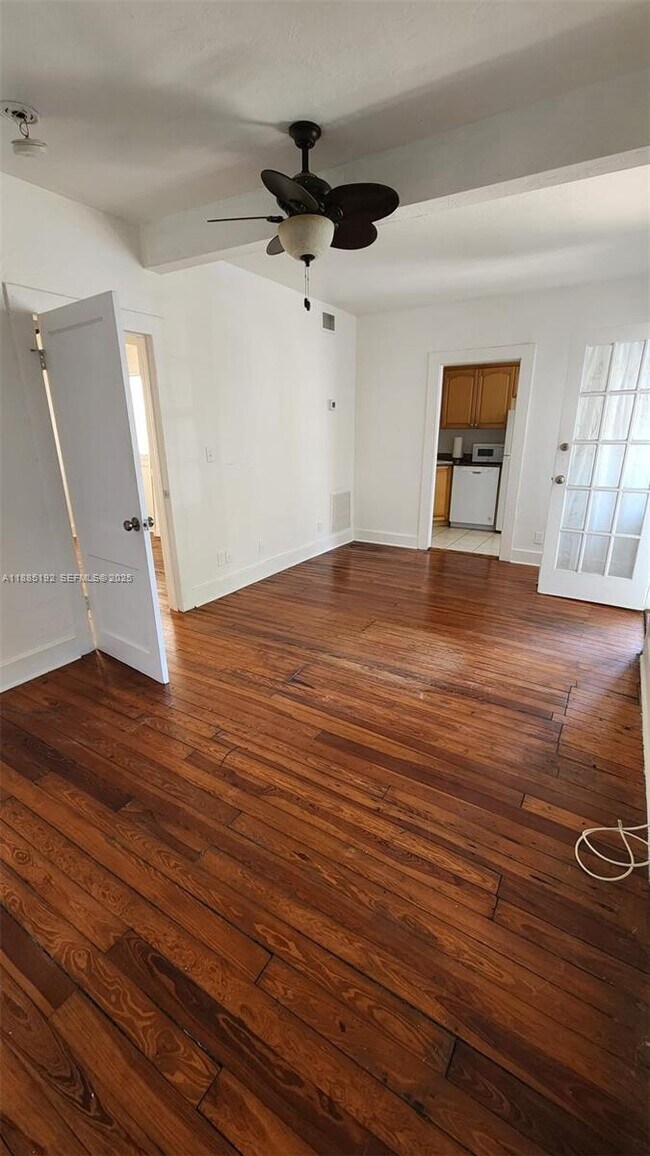 Building Photo - 315 Eucalyptus St