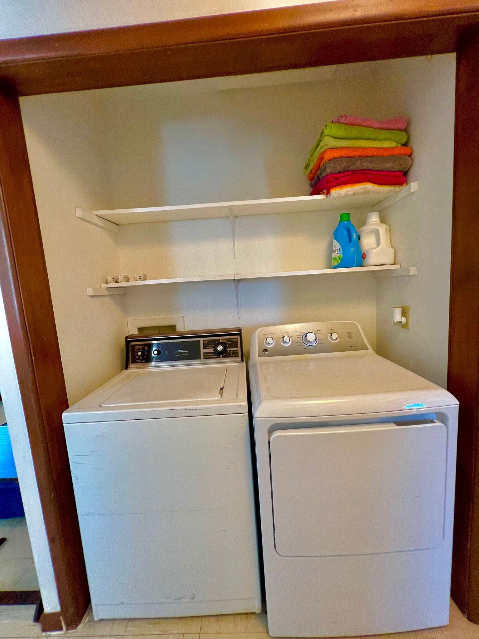 Building Photo - 3058 Tenorio Dr