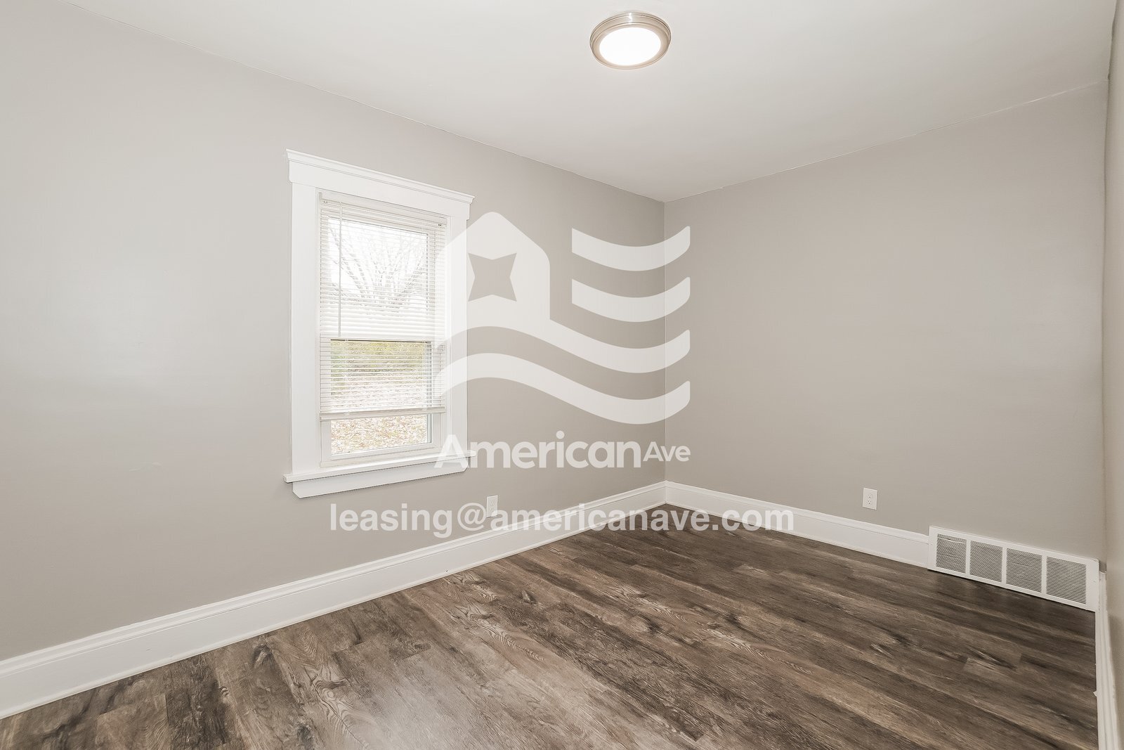 Building Photo - 4907 Gifford Ave