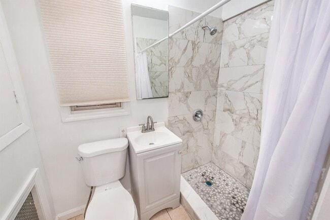 Building Photo - 2903 Central Ave