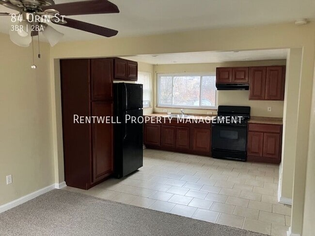 Building Photo - 84 Orin St